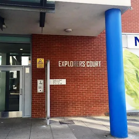 1 Bedroom Flat Near Excel, O2, Canary Wharf - *