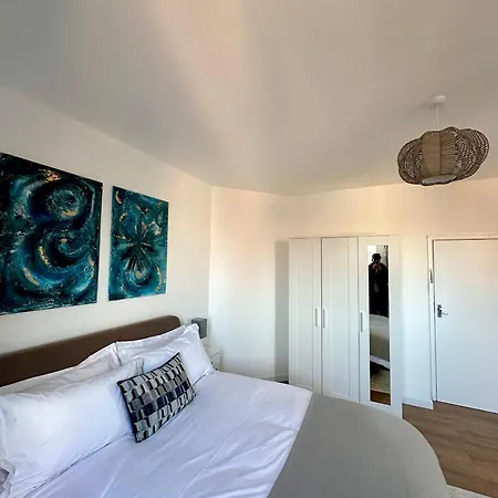 City Nights - Homestay London
