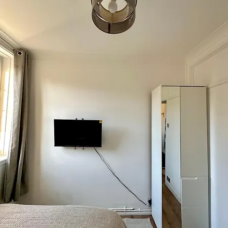 City Nights - Homestay London