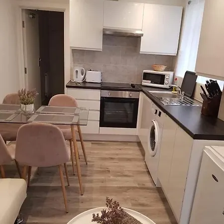 Apartmán 2 Bedroom Serviced Londýn