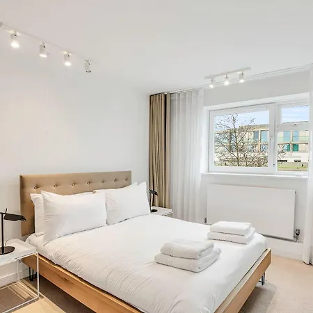 アパート Bright And Spacious Belgravia ロンドン