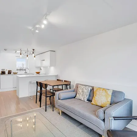 Bright And Spacious Belgravia ロンドン