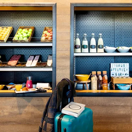 Moxy London Heathrow Airport Hounslow