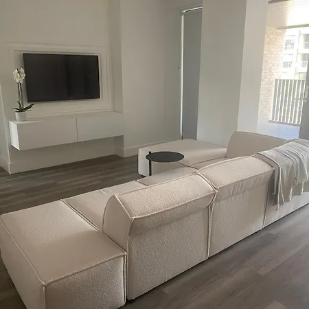 Luxury With Large Terrace Apartment *