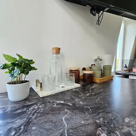 Cosy And Quiet One Bedroom Thames Flat Apartamento *