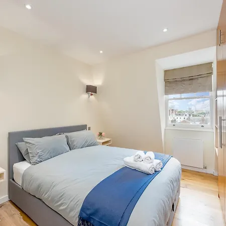 Apartment Moments From Hyde Park & Notting Hill With Free Luggage Storage And Washing Machine
