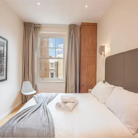 Moments From Hyde Park & Notting Hill With Free Luggage Storage And Washing Machine Apartment London