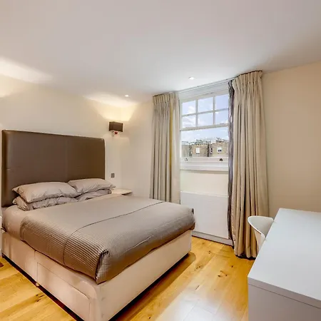 Apartment Moments From Hyde Park & Notting Hill With Free Luggage Storage And Washing Machine *