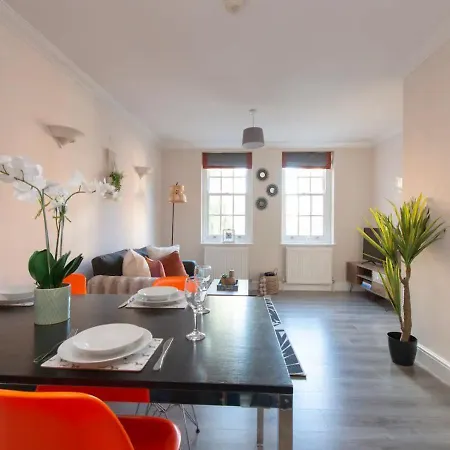 דירה Welcoming And Radiant - One Bedroom In The Heart Of South