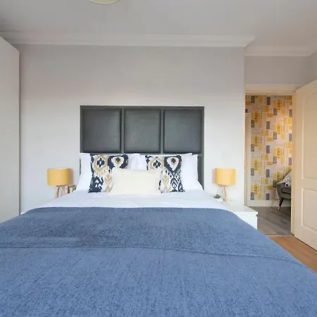 דירה Welcoming And Radiant - One Bedroom In The Heart Of South לונדון