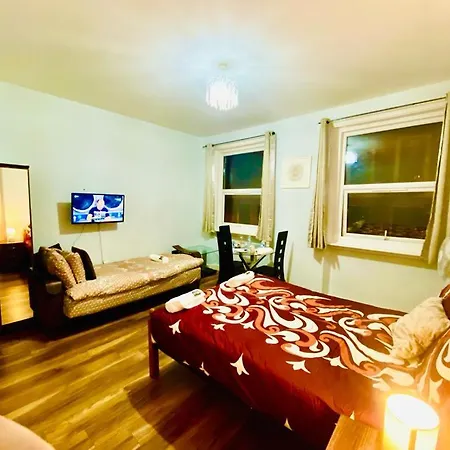 Stylish One Bed Studio Flat Edgware Road In Central * ロンドン