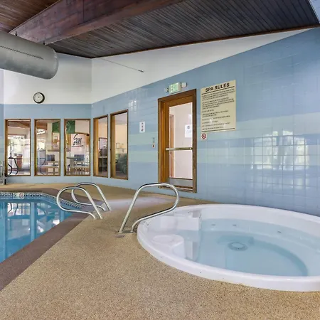 Apartment With Pool Access 2 Mi To Resort! *