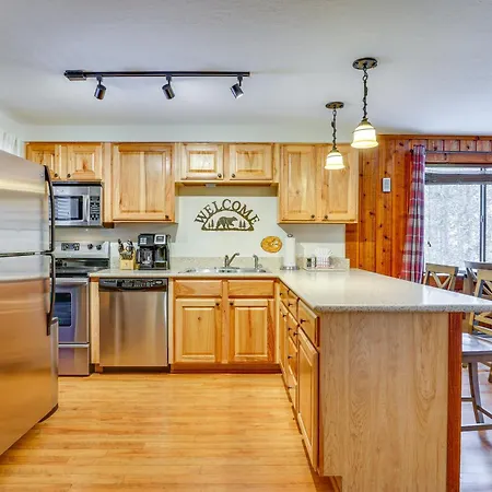 With Pool Access 2 Mi To Resort! Winter Park