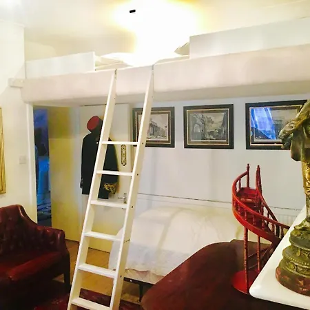 Guest house Quality And Very Good Value Private In Close To Notting Hill Zone 2 London