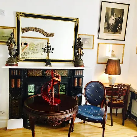 Guest house Quality And Very Good Value Private In Close To Notting Hill Zone 2 *