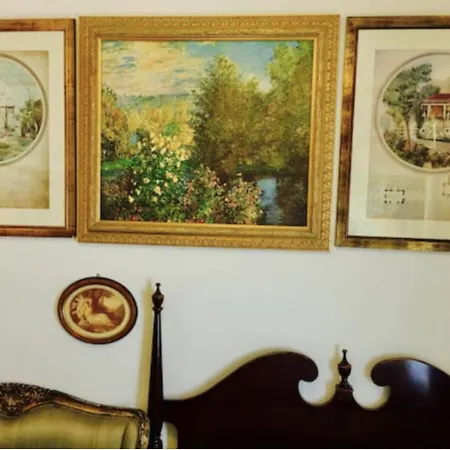 Quality And Very Good Value Private In Close To Notting Hill Zone 2