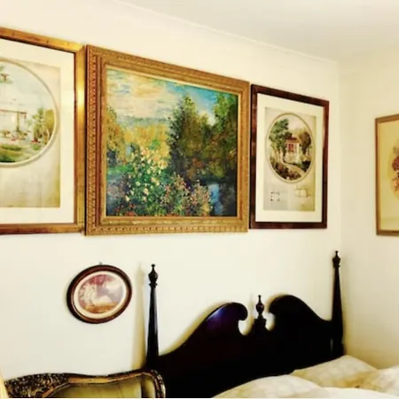 Quality And Very Good Value Private In Close To Notting Hill Zone 2 * London