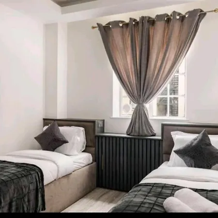 Apartmán Luxury 4 Bed Knights Bridge *