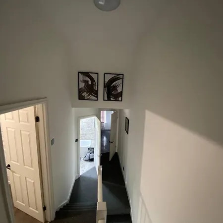 Spacious 3 Bed House London Holiday home Thornton Heath
