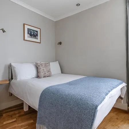 Harlingford Hotel