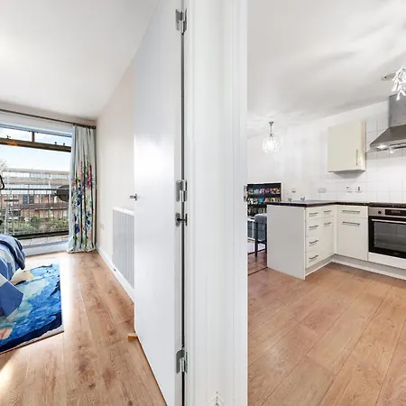 Modern Spacious 1 Bedroom Flat In Camden * London