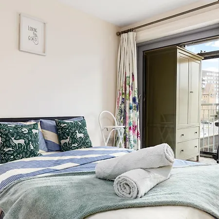 Modern Spacious 1 Bedroom Flat In Camden London
