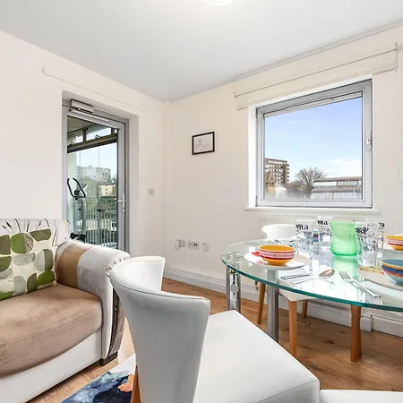 Modern Spacious 1 Bedroom Flat In Camden