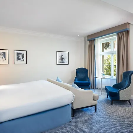 The Waldorf Hilton Otel Londra
