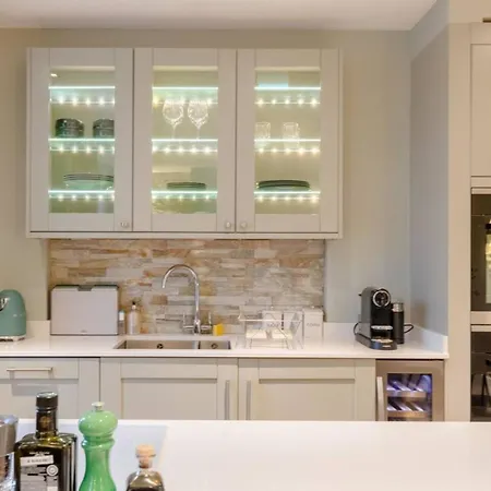 Elegant 1bd Flat In The Heart Of Notting Hill! *