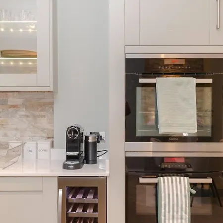 Apartment Elegant 1bd Flat In The Heart Of Notting Hill! *