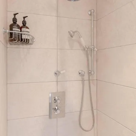 Elegant 1bd Flat In The Heart Of Notting Hill! Apartment *