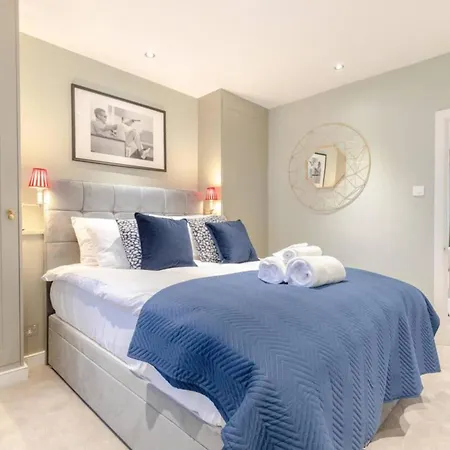 Elegant 1bd Flat In The Heart Of Notting Hill! * London