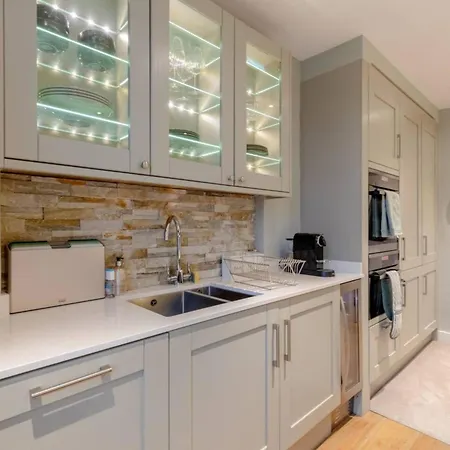 Elegant 1bd Flat In The Heart Of Notting Hill! Apartment *