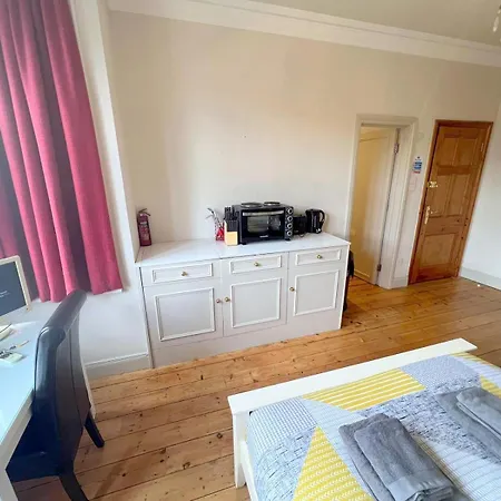 Sutton Aparthotel Cheam