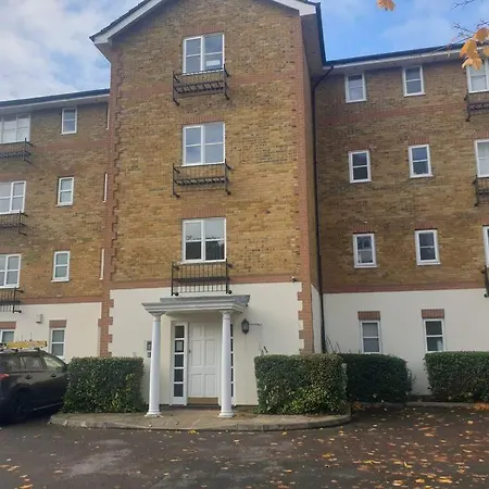 アパート Peaceful On Sharing Flat In Wimbledon *