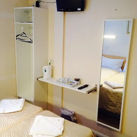 Romanos Hotel 2*