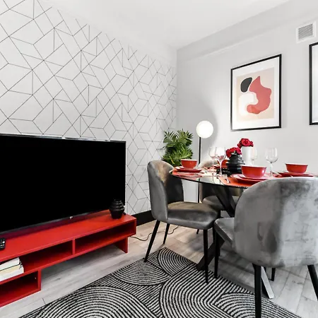 Radiant Serenity 2br Flat Sleeps 4 Warm Ambiance Apartmán *