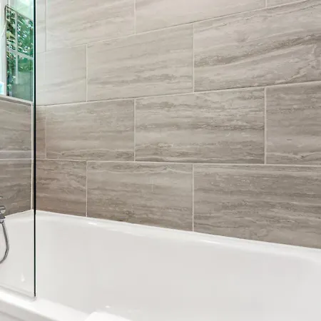 Radiant Serenity 2br Flat Sleeps 4 Warm Ambiance * Londýn