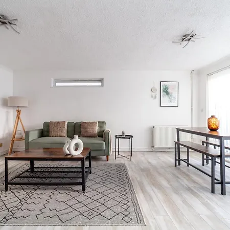 The Walthamstow Collection Apartment