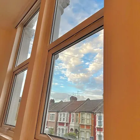 Apartment Apartamento Con Ambiente 100% Familiar En Zona Tranquila De Londres London