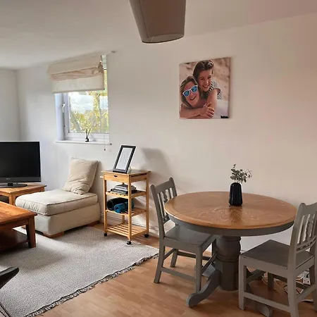 Apartment Cosy Flat In The Heart Of Wandsworth London
