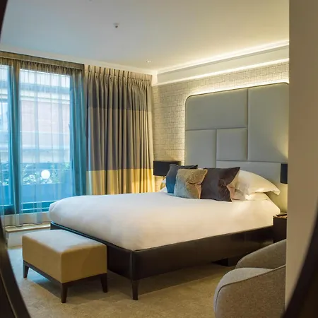 The Guardsman - Preferred And Hotel