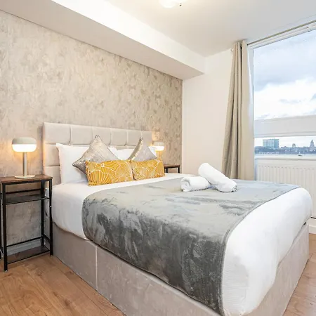 Lovely Near Hyde Park & Oxford St * Londra
