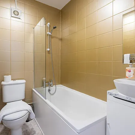 Appartamento Lovely Near Hyde Park & Oxford St Londra