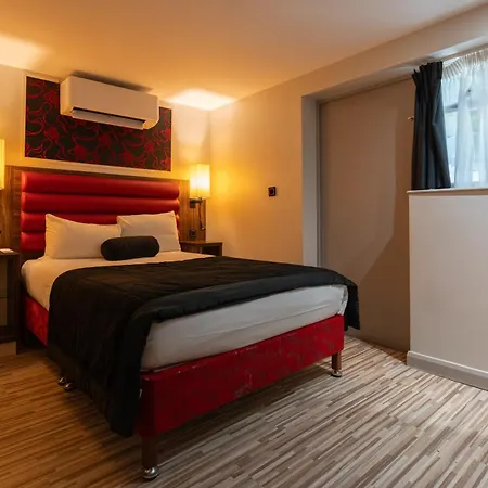 Hotel Simply & London