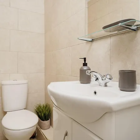 Kensington Nest Flat