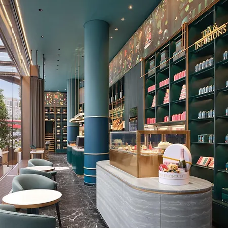 The Peninsula London
