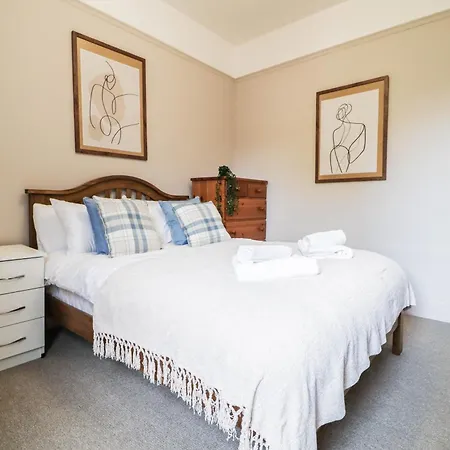 Holiday home Stunning 5 Bed House In Clapham - Free Wifi! London