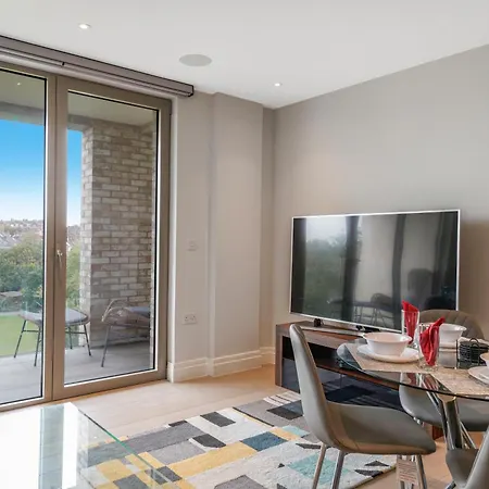 Utopian 3 Bedroom Kilburn London