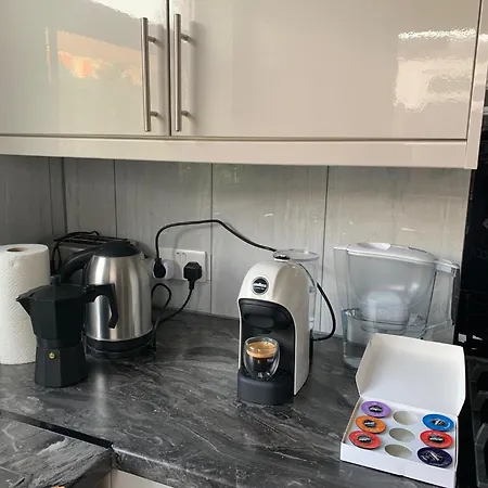 Gresham - Close To Excel, Contractors, Relocators, Paid Parking